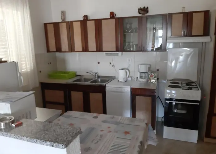 Maro Apartment *